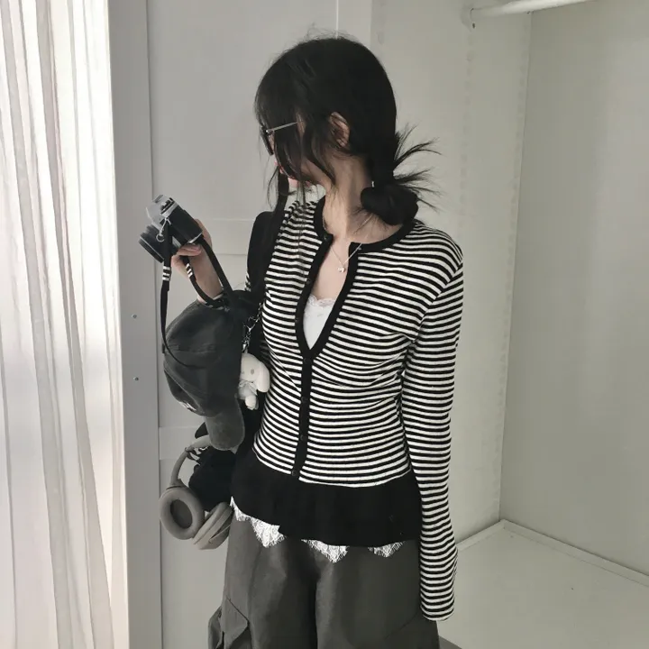 [하트단추🖤/스카시 펀칭] 말라핏 스트라이프 프릴 가디건 상세 이미지 22