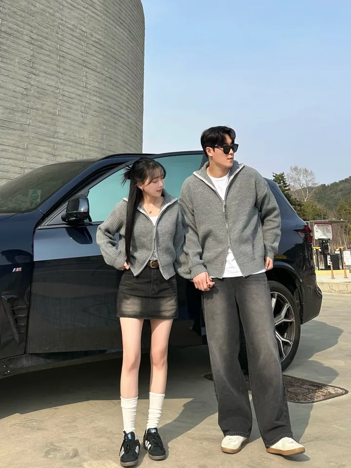 크롭&오버/ 커플 니트 집업 하찌 크롭 니트 오버핏 남녀공용 겨울 가을 봄 커플룩 시밀러룩 꾸안꾸 세트 투피스 남자 코디 데이트 빅사이즈 청치마 청바지 데님 미니 스커트 와이드팬츠 상세 이미지 17