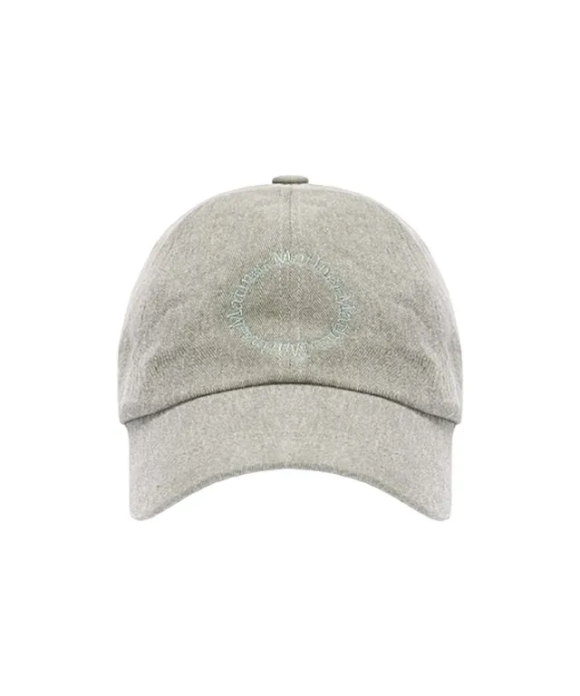 [국내 매장판] 마뗑킴 마카롱 로고 볼캡 카키 🧢✨ 트렌디한 감성, 어디에나 찰떡! 💚 한정 수량으로 소장가치 UP! 지금 바로 GET! 🚀🔥