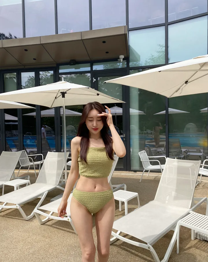 [컬러추가/🚀당일출고🚀/단독제작] 파라스 엠보 스트랩 크롭 비키니 수영복 5 color [수영복/워터밤/빅사이즈수영복/나시/비치웨어/페스티벌/흠뻑쇼] 상세 이미지 9