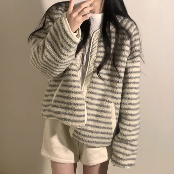 [봄신상/아방뽀글이] reversible fleece stripe snap button jacket 상세 이미지 6