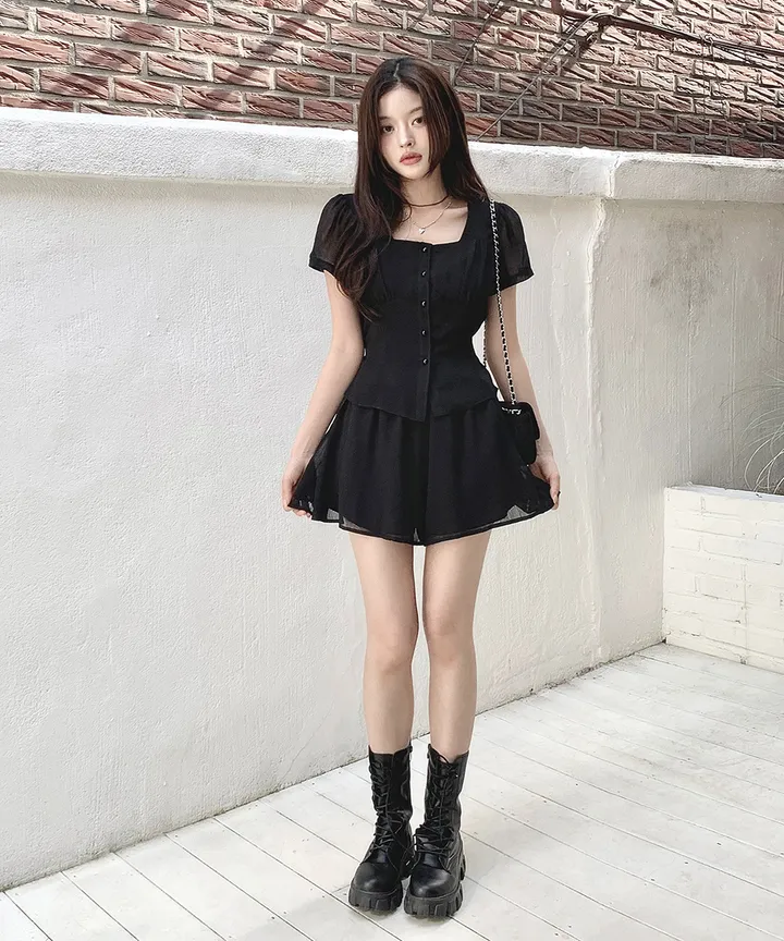 [투피스 set💗치마바지] 셀럽 스퀘어넥 허리끈 여름 하객룩 반팔 블라우스 미니 스커트 치마바지 투피스 세트 / 데이트룩 미니원피스 클래식블랑 상세 이미지 30