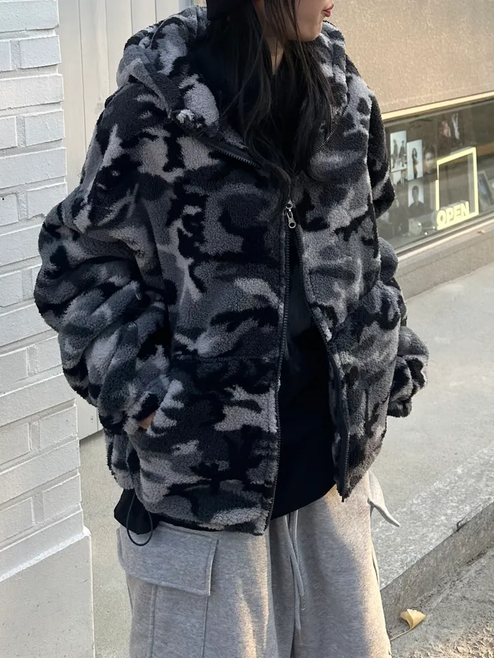 [new🖤] 시니컬 카모 털후리스 상세 이미지 24
