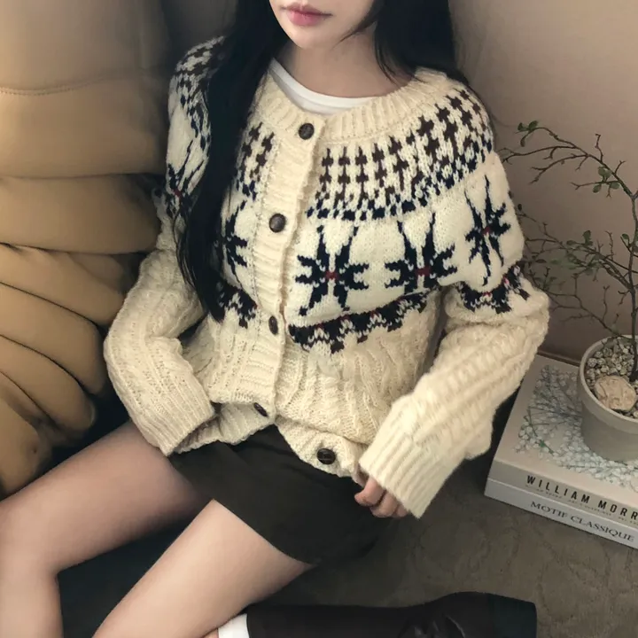 [눈꽃❄]스노우 노르딕 도톰 라운드 니트 긴팔 가디건 2color 상세 이미지 11
