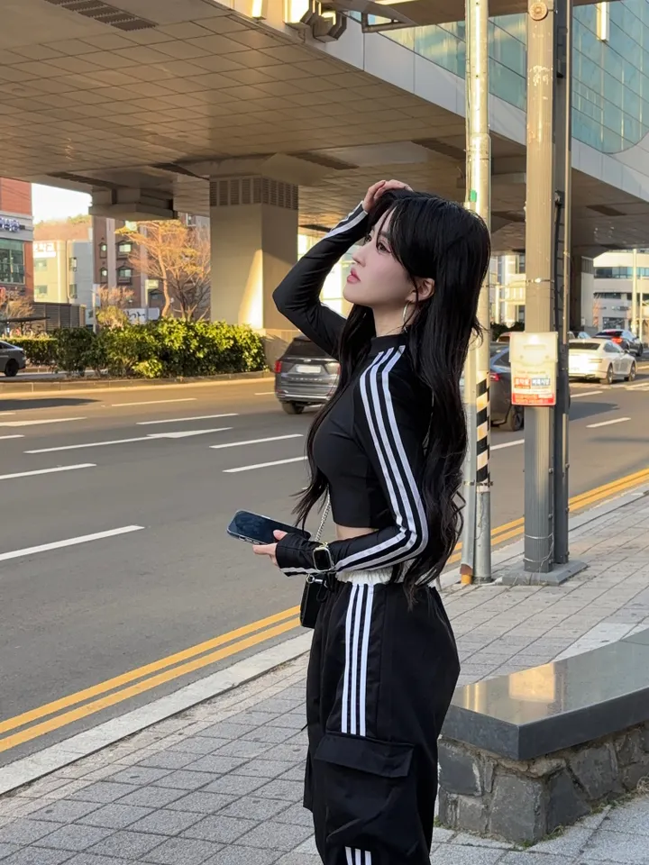 아디 삼선 배색 카고 팬츠 - pt 상세 이미지 4