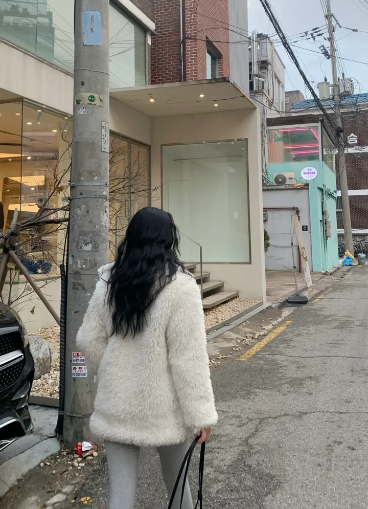 [시즌오프]양털 페이크 퍼 푸들퍼 자켓 뽀글 하프 코트 3color 상세 이미지 14