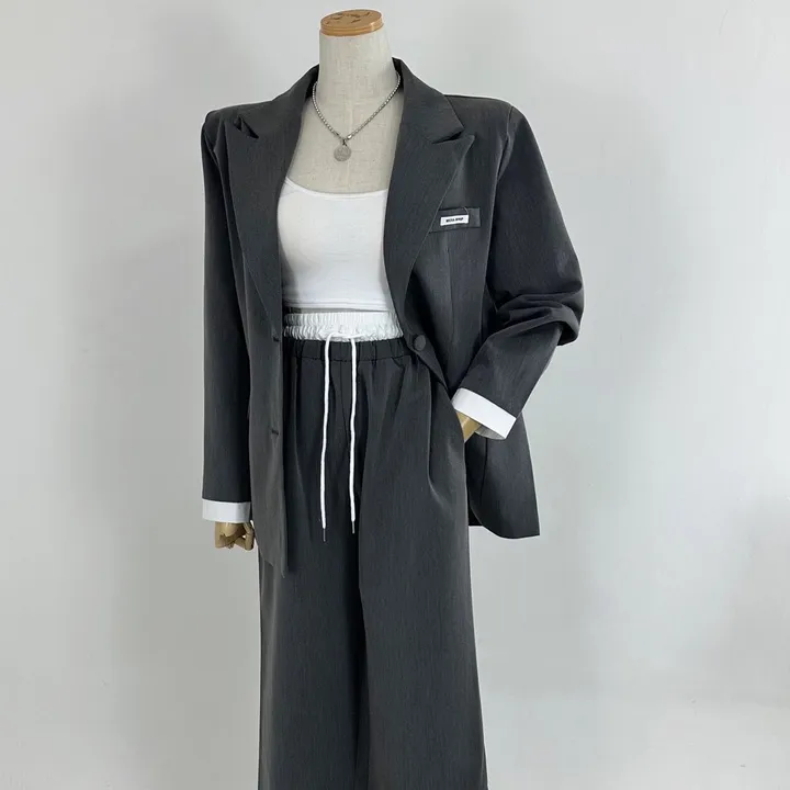 [25SS/*고퀄*/강추코디/하객룩/오피스룩/세트가격💕] 루즈핏 소매 레이어드 배색 미니패치 패드 베이직 자켓 + 하이 배색 밴딩 롱 슬랙스 와이드 팬츠 SET셋업(3COLOR) 상세 이미지 24