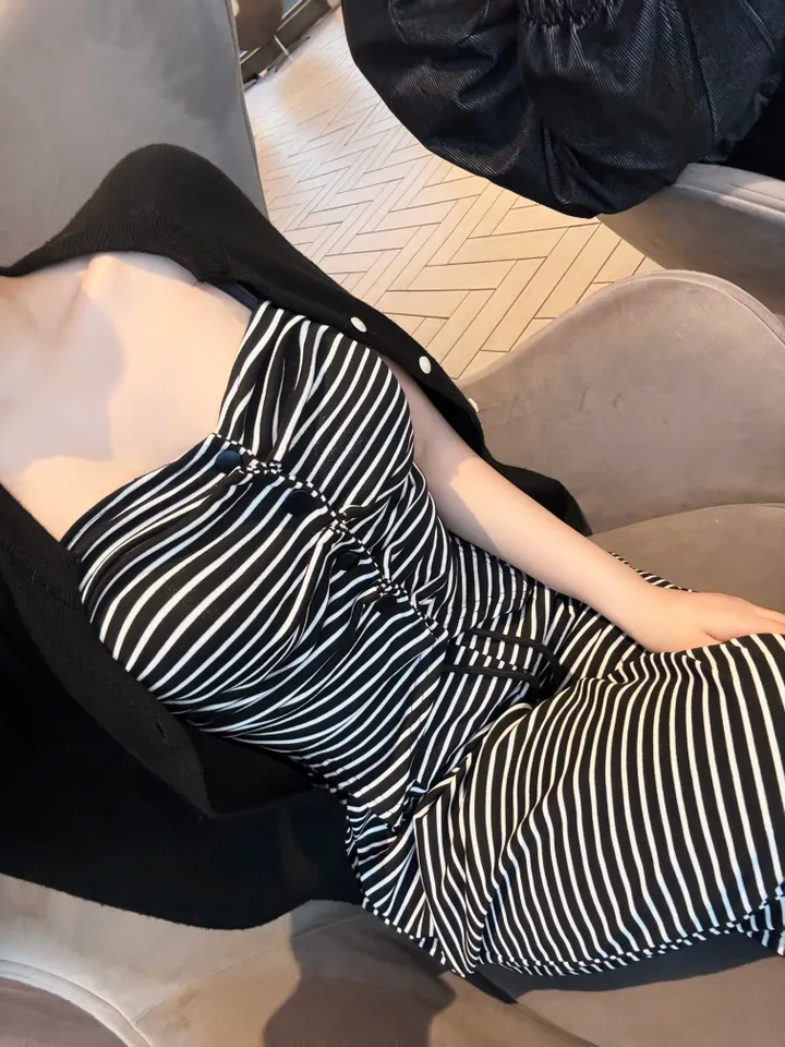 [집앞마실룩🖤/세트가격] 스트라이프 단가라 트레이닝 나시 와이드팬츠 세트 투피스 상세 이미지 9