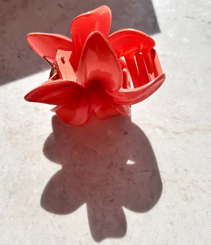 🌷집게핀증정/당일🌷 집게핀 봄 여름 13cm  투명 오로라 꼬임 사각 리본 유광 실버 하이틴 빅사이즈 꽃 반머리 묶음 헤어핀 머리핀 왕집게핀 헤어집게핀 헤어 집게삔 상세 이미지 18