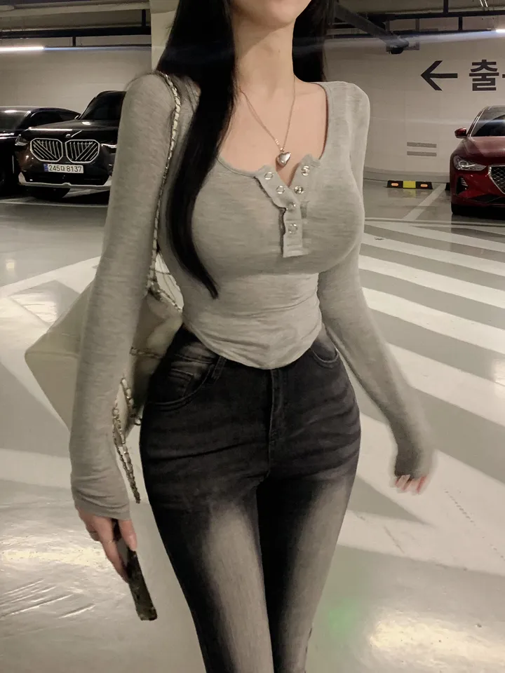 [몰캉..핫걸이되🥵] 미친 쫀득함 원탑 텐셀 또또 버튼 굴림밑단 긴팔 롱슬리브 티셔츠 (6colors) 상세 이미지 13