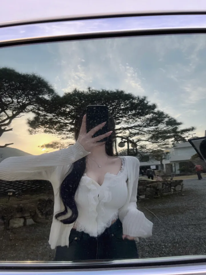 슥걸치는*여름준비끝🩷TIFFANY cd -4color/ 봄 가디건 니트가디건 브이넥가디건 볼레로 여름 가디건 벚꽃 교복가디건 아우터 봄옷 골지 브이 긴팔 버튼 개강룩 데이트룩 상세 이미지 14
