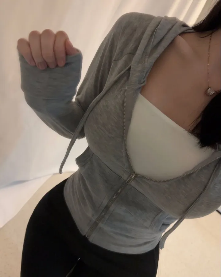 (몸매 보정)슬림핏 하찌  크롭  후드 집업/필라테스 운동복/꾸안꾸/슬림핏/보정핏/스판 후드 집업 상세 이미지 11