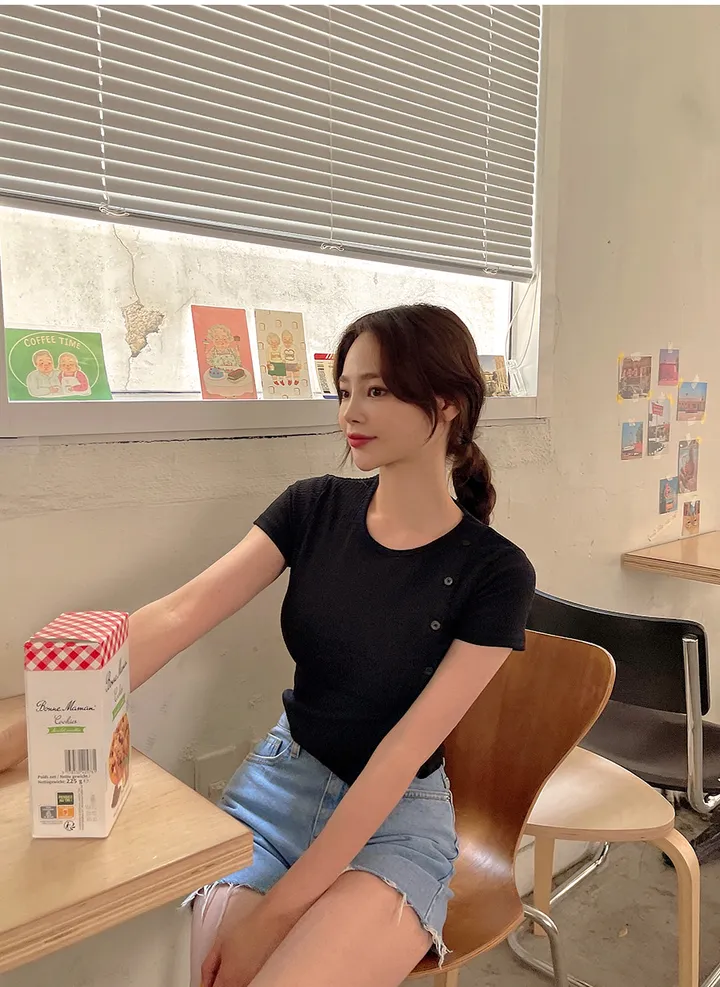 [44-110]  [4천장 돌파✨] 리솜디 스판 골지 크롭 버튼 티셔츠 상세 이미지 59