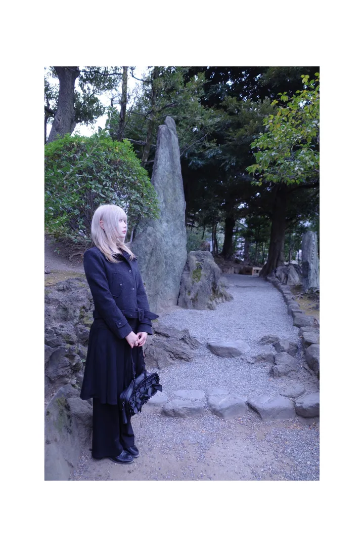 드레스 모델 착용 이미지-S1L7