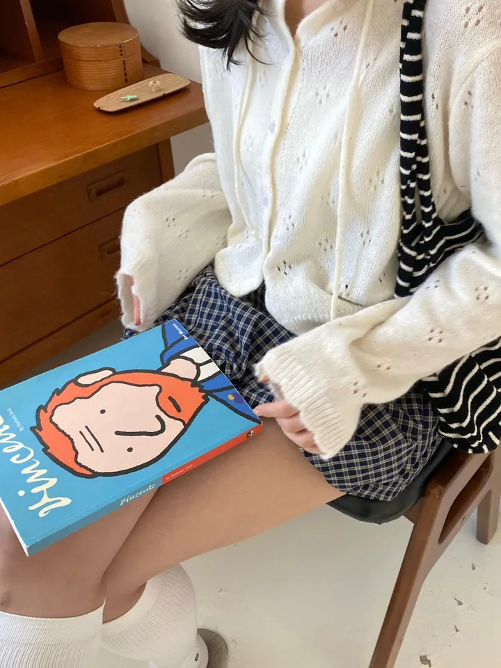 [💖뽀송/주문폭주]버터 플라워 펀칭 루즈핏 아방핏 단추 여리여리 니트 후드 가디건 상세 이미지 21