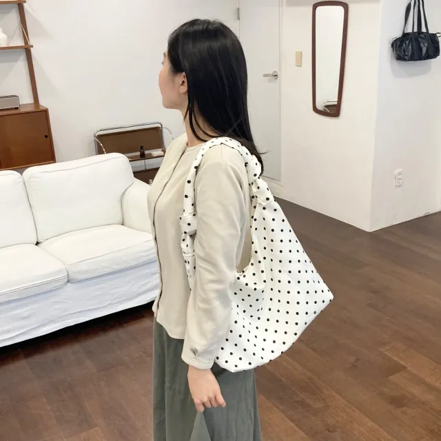 빈티지 도트 매듭 에코백 | 코지 가방 심플 빈티지백 보부상백 숄더백 대학생 캠퍼스룩 상세 이미지 16
