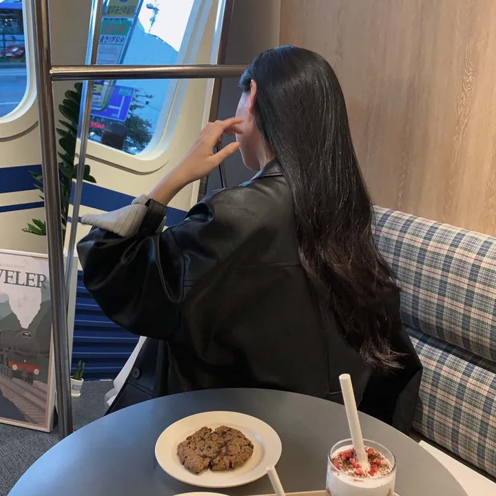 [힙덮는기장감~/블랙 당일출고🎉] 자체제작 #크치Made 오디너리 롤업 오버핏 하프 레더자켓 - jk 상세 이미지 28