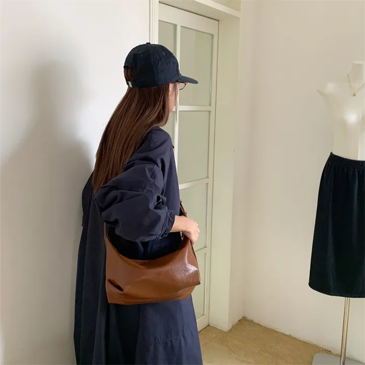 당일출고🚚 투웨이 호보백 만두백 토트백 숄더백 스트랩 반달백 스웨이드백 손가방 상세 이미지 34