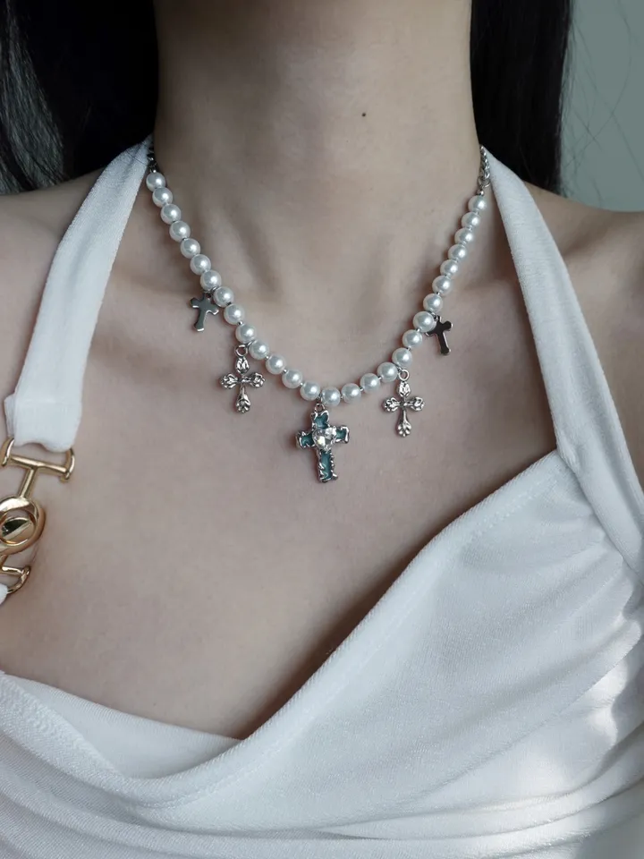 blue cross necklace | 블루 하트 십자가 진주 목걸이 상세 이미지 9
