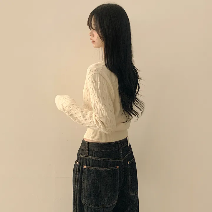 [국내제작/봄가디건🤍] 허리 잘잡아주는, 꽈배기 라운드 크롭 기본 슬림핏 허리잘록 니트가디건 상세 이미지 7