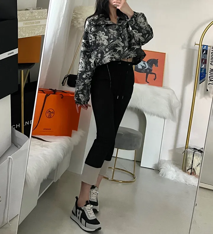 D 뜨왈 스트링 오버핏 어깨패드 수채화 숏 바람막이 집업 상세 이미지 5