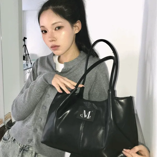 에페 미들 스티치 레더 토트백 남녀공용