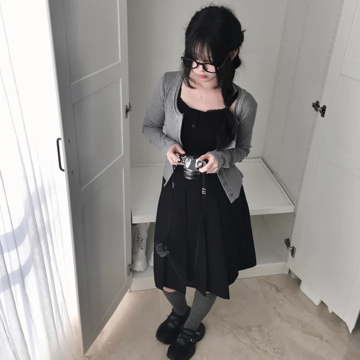 [러블리/레이스🖤/슬림핏] 라운드 스퀘어 레이스 골지 가디건 상세 이미지 8