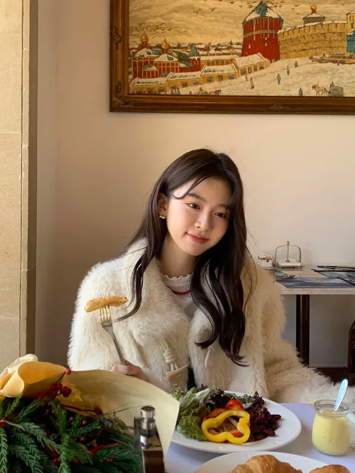 🩷당일출고🩷디로비❤️카라 떡볶이 단추 페이크 퍼 자켓 1color 상세 이미지 6