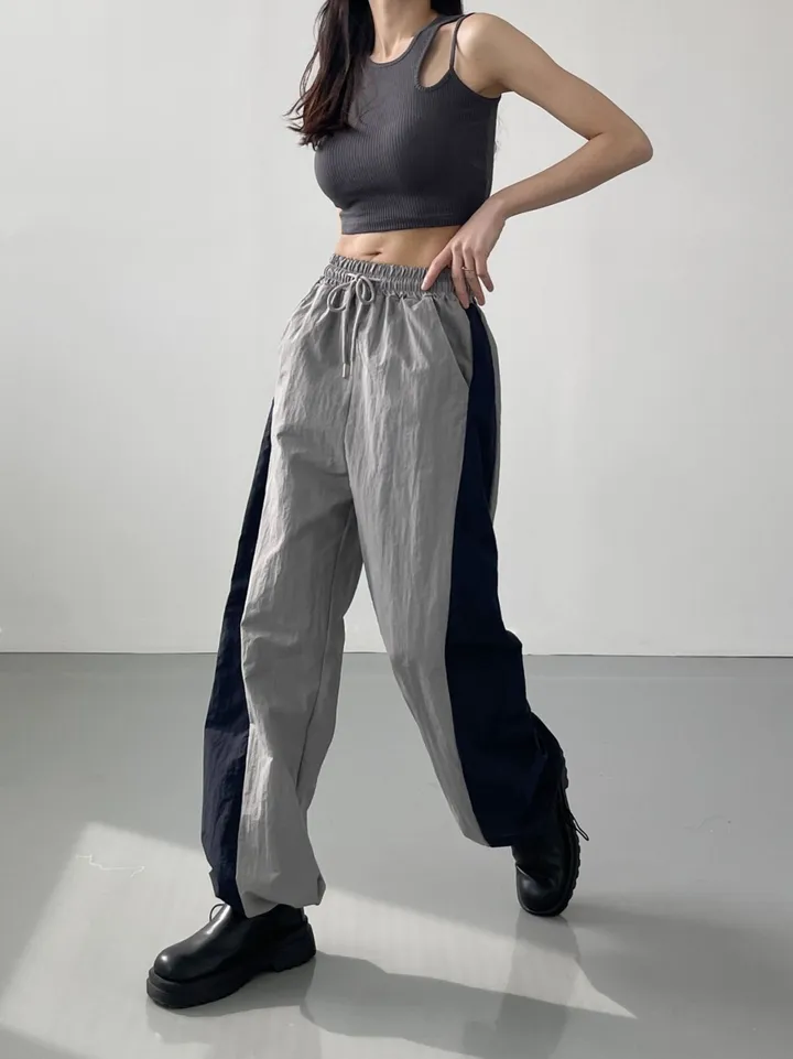 🌪Smoke 사선 팬츠 / 스우파 배색 얼룩말 바다 블랙 스트링 청 카고팬츠 와이드팬츠 힙 스트릿 유니크 빈티지 y2k 힙합 댄스 댄서 무대의상 공연의상 카고바지 포켓 데님팬츠 상세 이미지 10