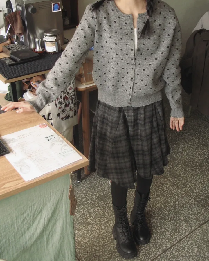 [모델소장/봄신상🖤] about dot knit cd 상세 이미지 17
