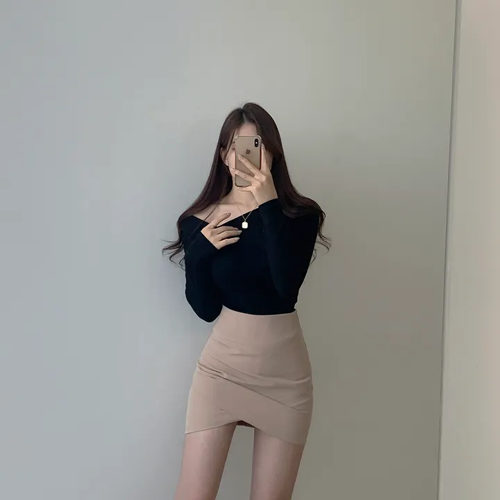 [🚀당일발송🚀]💗MADE💗 글램 촉촉 셔링 오프숄더 슬림 티셔츠 5color 상세 이미지 13