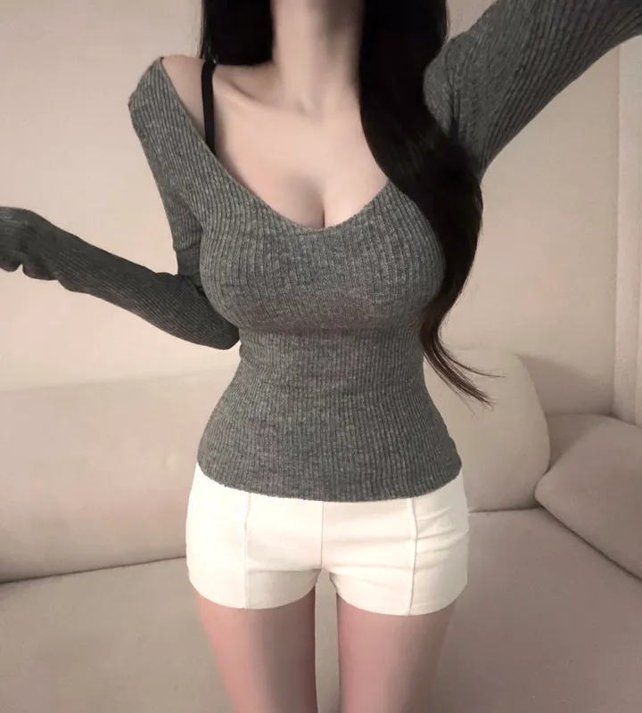 [리얼핏보장!!/여리섹시] 슬림 루즈핏 글램 여친룩 데일리 데이트룩 기본 베이직 긴팔 골지 브이넥 울 니트 티셔츠 군살보정 말라핏 섹시 레이어드 봄 가을 신상 국내제작 상세 이미지 19