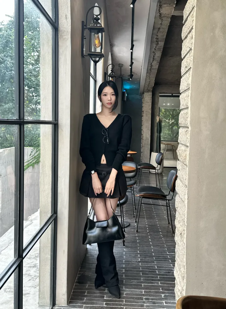 [단독*에이블리f/w신상/모델극찬/기본템정석*]심플베이직데일리니트가디건 -5color(아이보리,연브라운,블랙,연그레이,진그레이) 상세 이미지 30