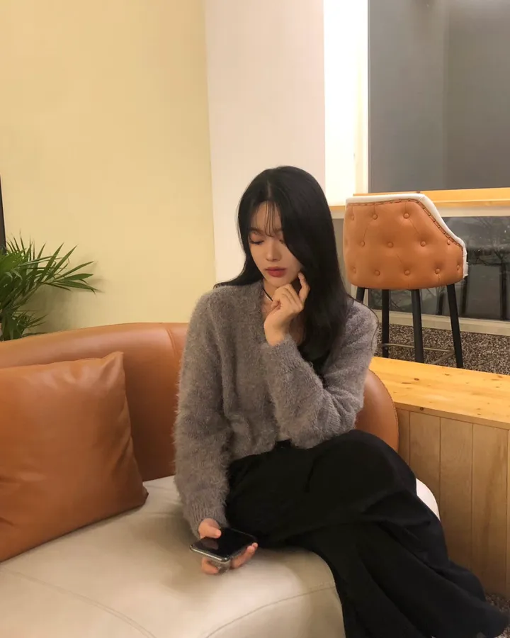 bubble boucle cardigan (2color) 버블 부클 퍼 가디건 상세 이미지 21