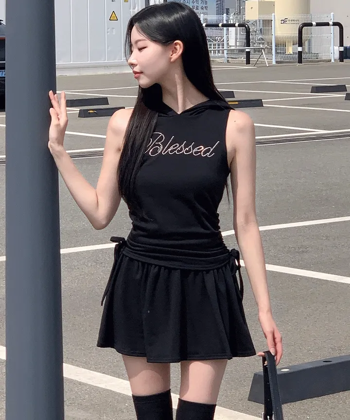 [유니크🖤] 미니 후드 세트 / 후드티 반팔티 투피스 치마바지 플레어 플리츠 레이어드 스커트 민소매 오프숄더 여름반팔 셔링 크롭티 크롭반팔 미니스커트 캉캉치마 캉캉스커트 블랙 상세 이미지 2