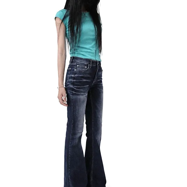 CAT DARK BLOOMING WASHING DARK DENIM BOOTCUT 캣 다크 블루밍 워싱 진청 부츠컷