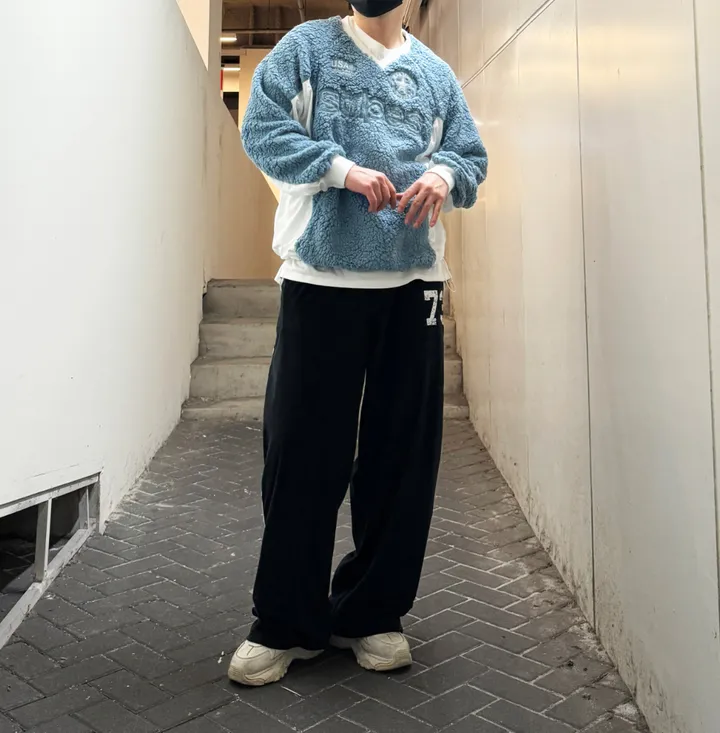 [1+1할인]덤블 양털 밍크 후리스 자수 패치 블록코어 스트링 오버핏 브이넥 아노락 맨투맨 상세 이미지 150