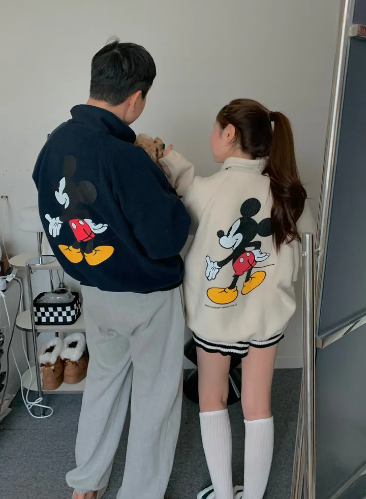 [🌠디즈니정품💭/남녀공용❤️/도링룩단독🤸] 미키 후리스 점퍼 미키마우스 캐릭터 뽀글이 집업 잠바 겨울 아우터 (3color) 상세 이미지 3