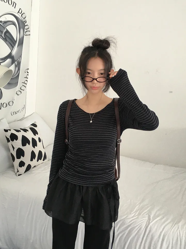 [슬림핏!/간절기,봄필수! 잔단가라 라운드넥 단가라티셔츠 긴팔티셔츠 이너티 기본티] 엘리슬림핏단가라긴팔T 상세 이미지 32