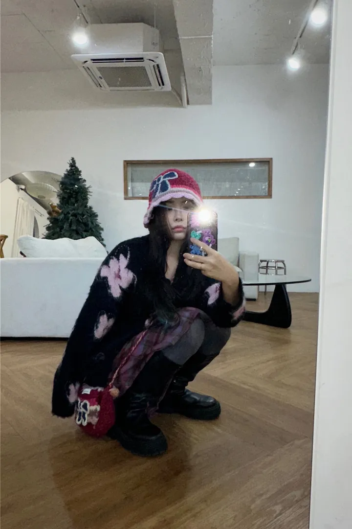 핫핑크 니트 플라워 벙거지 상세 이미지 28