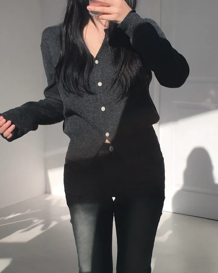 [신상/캐시미어🪡] 로제 여리핏 베이직 브이넥 니트 가디건 5colors 상세 이미지 27
