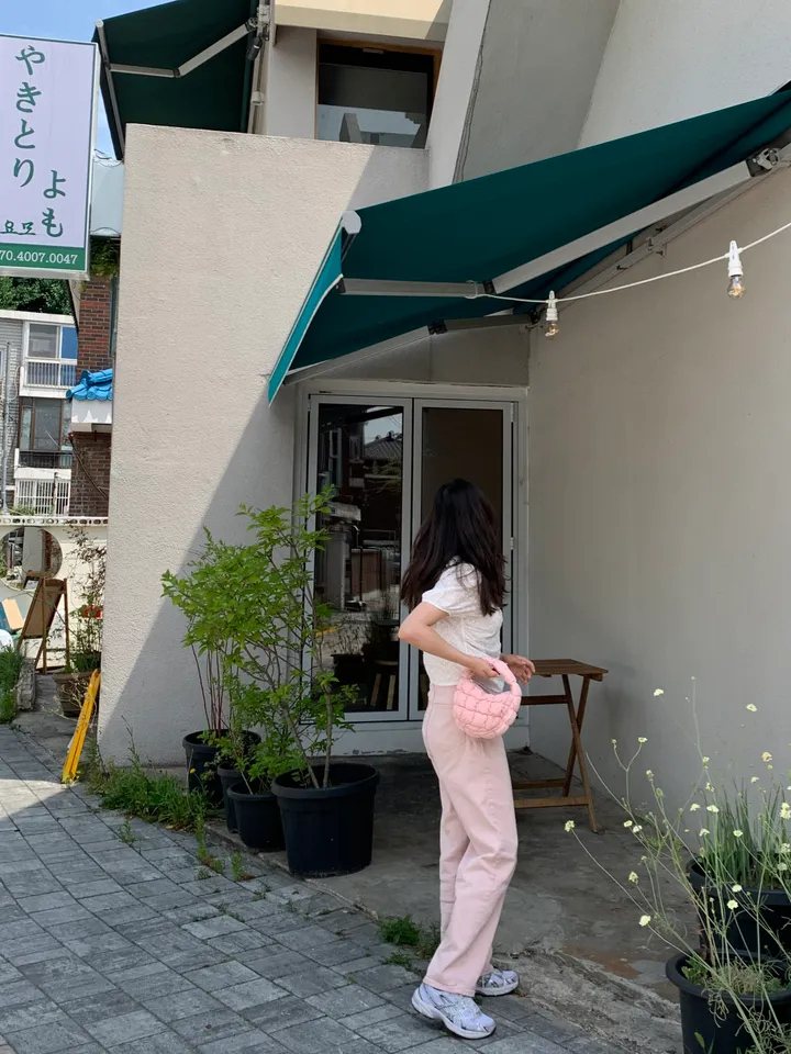 퐁신쫀쫀 겨울백 🩷 2type/ 폭신 귀여운 포인트 버블 미니 패딩백 제니 코스 사계절 신상 데일리 보부상 곱창끈 증정 소프트 크로스백 숄더백 상세 이미지 21