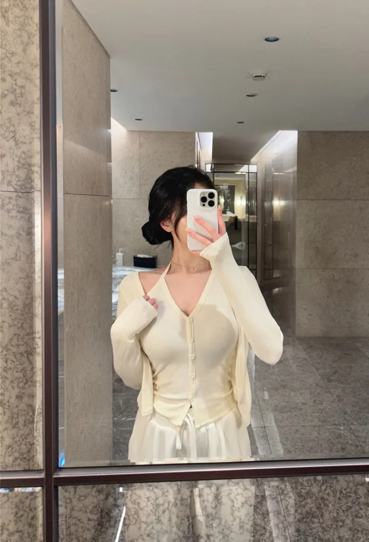 오묘한컬러감🌹*뷰엘단독* 아망 홀터넥 나시 가디건 투피스 세트 레이어드 가디건 봄가디건 상세 이미지 36