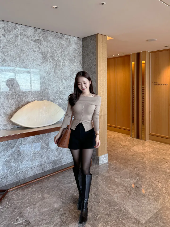 [자체제작❄/허리쏘옥/겨울ver/속바지O] 맞춤핏 엉밑살X 하이웨스트 도톰따뜻 스판 모직 반바지 숏팬츠 핫팬츠 겨울 반바지 댄스 공연 의상 크리스마스 연말룩 상세 이미지 52