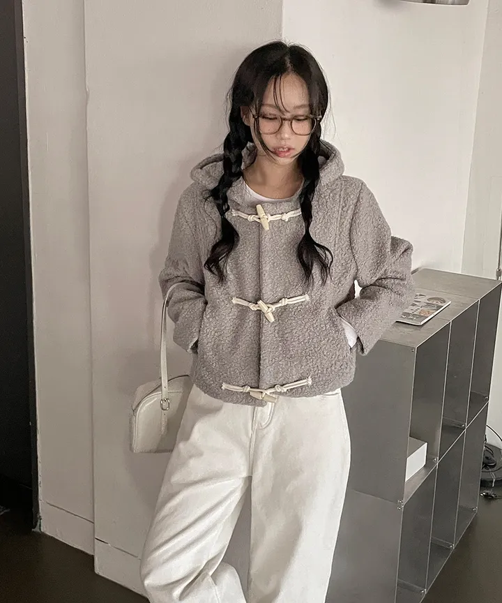 [최저가💗떡볶이코트] 멤버 양털 덤블 부클 떡볶이 후드 숏 코트 겨울 가을 / 연말룩 겨울아우터 겨울코트 양털자켓 경량패딩 겨울패딩 패딩조끼 뮤잉 상세 이미지 11