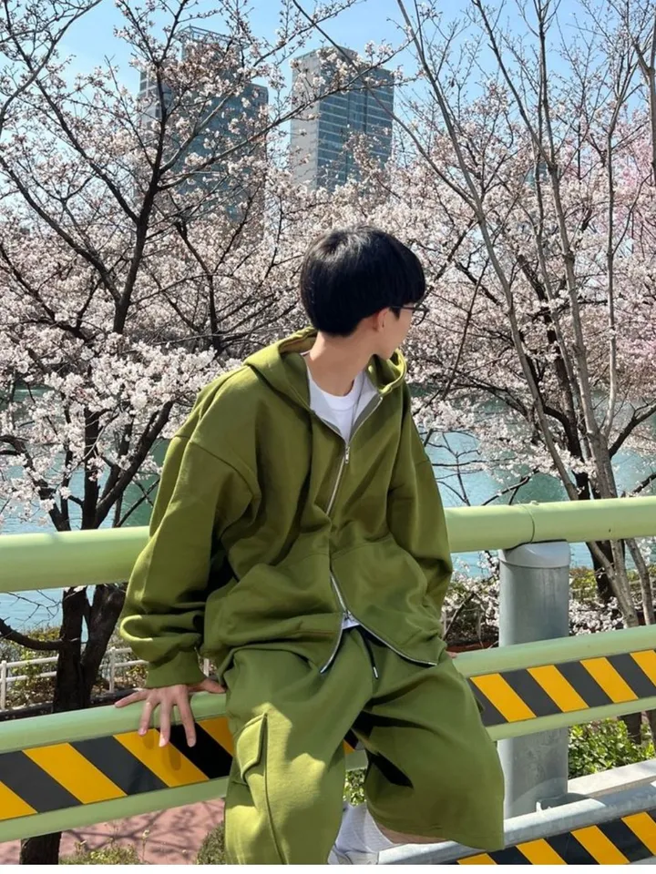 🌼당일출고🌼💗2000장 돌파💗[고퀄 핏대박/7Color/신상] 빅사이즈 투웨이 후드집업 카고 버뮤다 팬츠 트레이닝 세트 커플룩 시밀러룩 오버핏 꾸안꾸 트레이닝복 상세 이미지 20