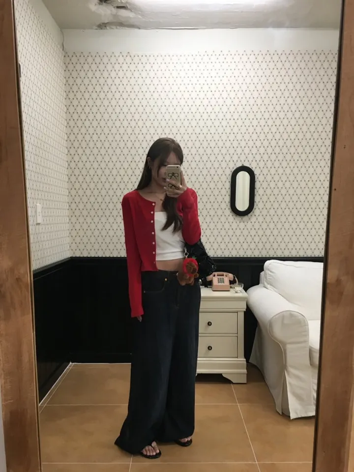빈티지 딸기 가디건 레드,아이보리, 블랙 [가디건/디테일/빈티지/여름코디/코디추천/데일리/대학생/캐주얼/y2k] 상세 이미지 3
