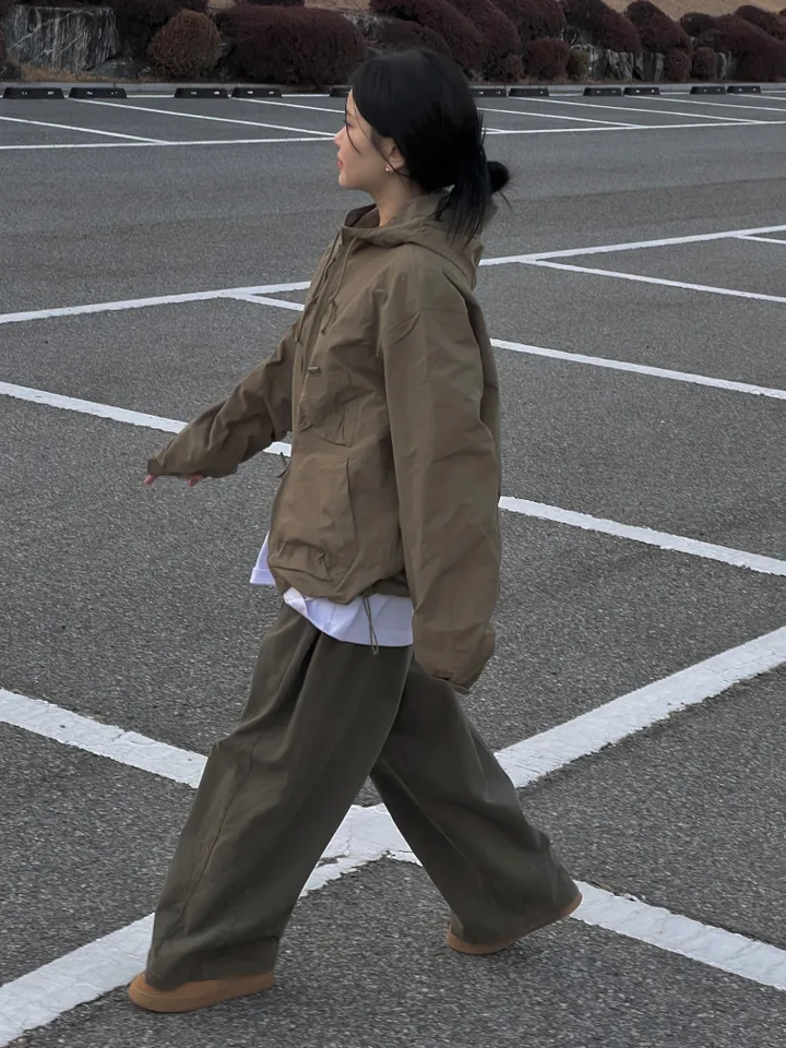 -  남녀공용 탄탄 비비 포켓 오버핏 바람막이 - 상세 이미지 21