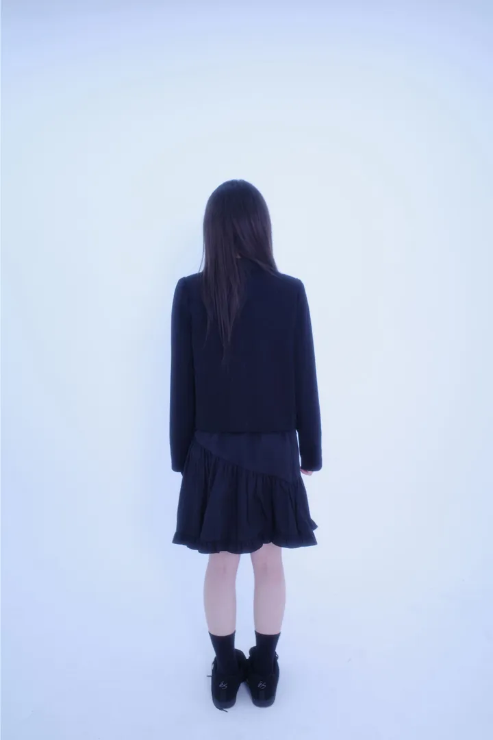 미니 스커트 모델 착용 이미지-S1L11