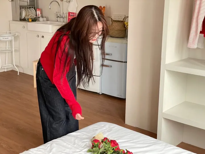 핀터 잘록 꽈배기 브이넥 버튼 긴팔 니트 가디건 4color 상세 이미지 30